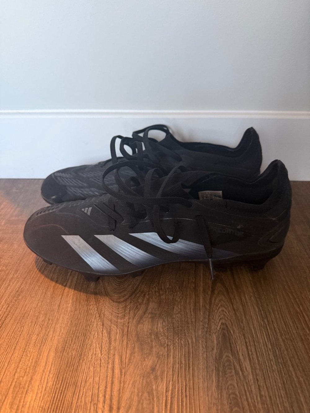 Men’s Adidas Predator Pro FG Cleats Size 9 - Great Condition